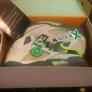 Jordan 5 Green bean shoes  Women size 7